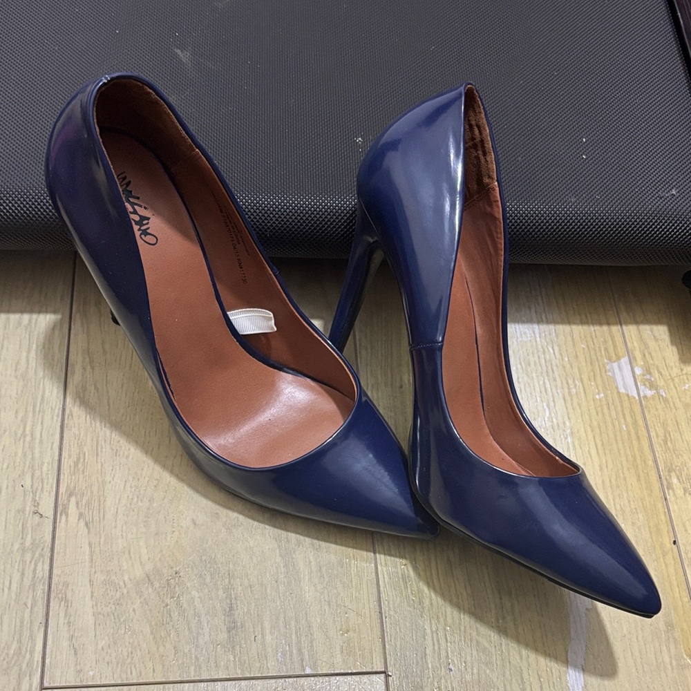 Elegant Blue High Heels